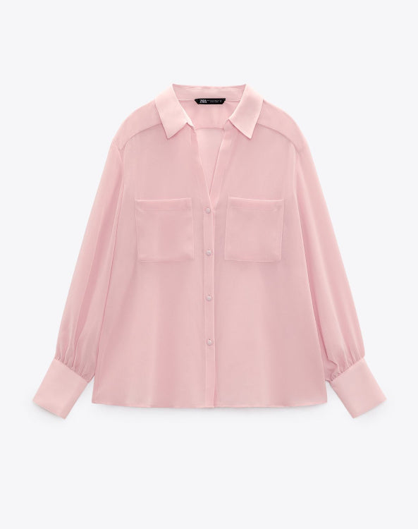 Camisa Semitransparente Bolsillos Plastrón