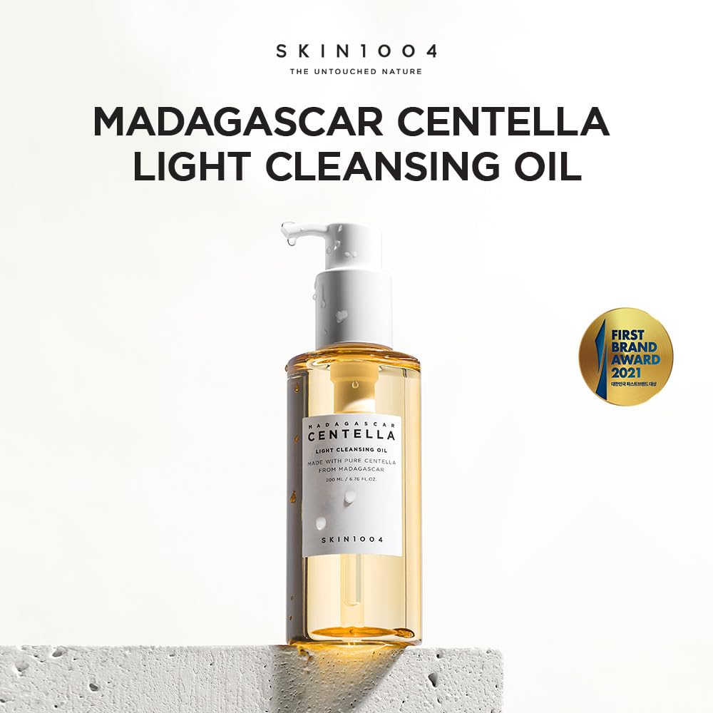 Madagascar Centella Light Cleansing Oil